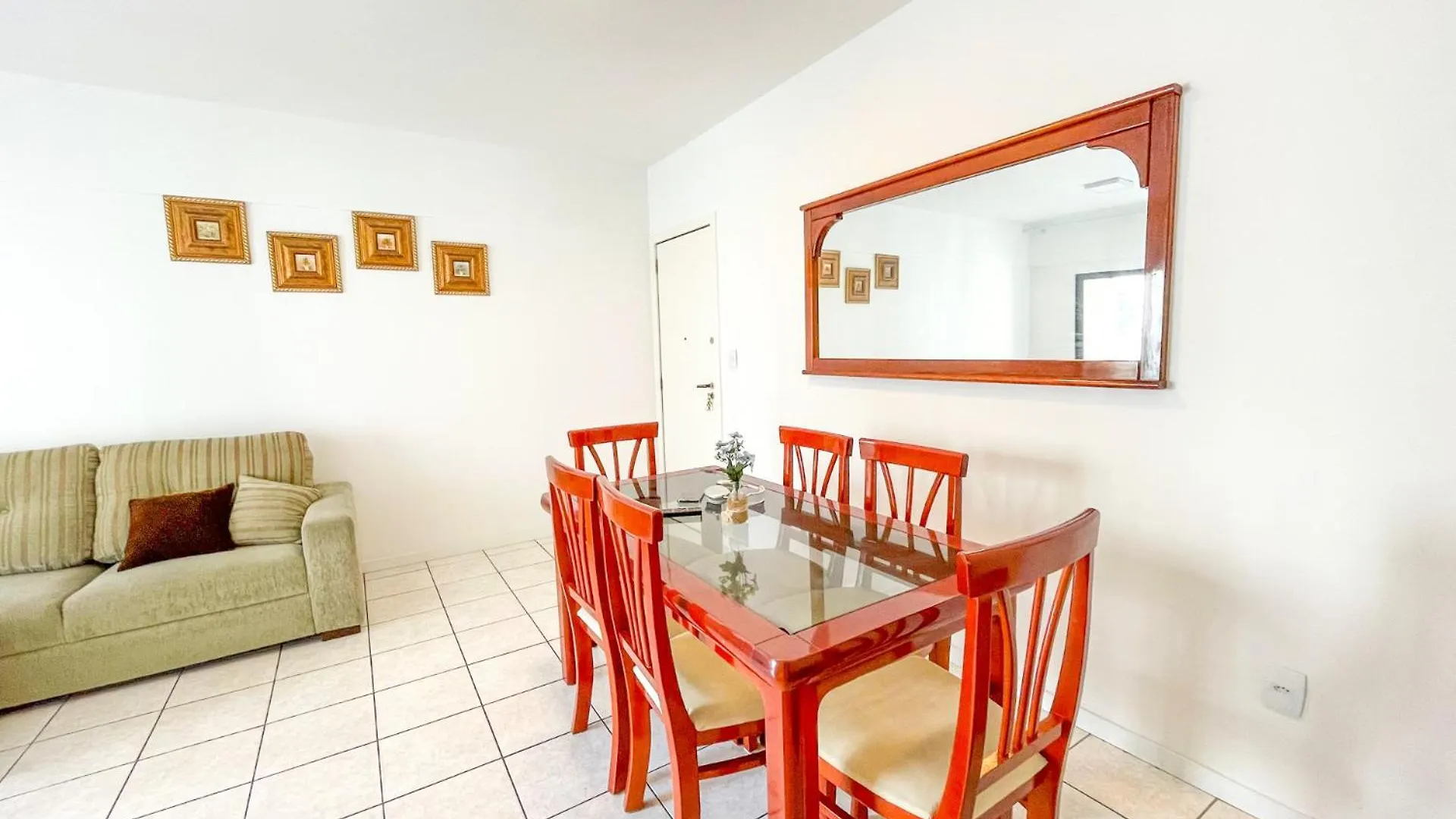 Apartment 350 Metros Da Praia Central Na Avenida Brasil Proximo A Roda Gigante E Shopping Atlantico Balneario Camboriu Brazil