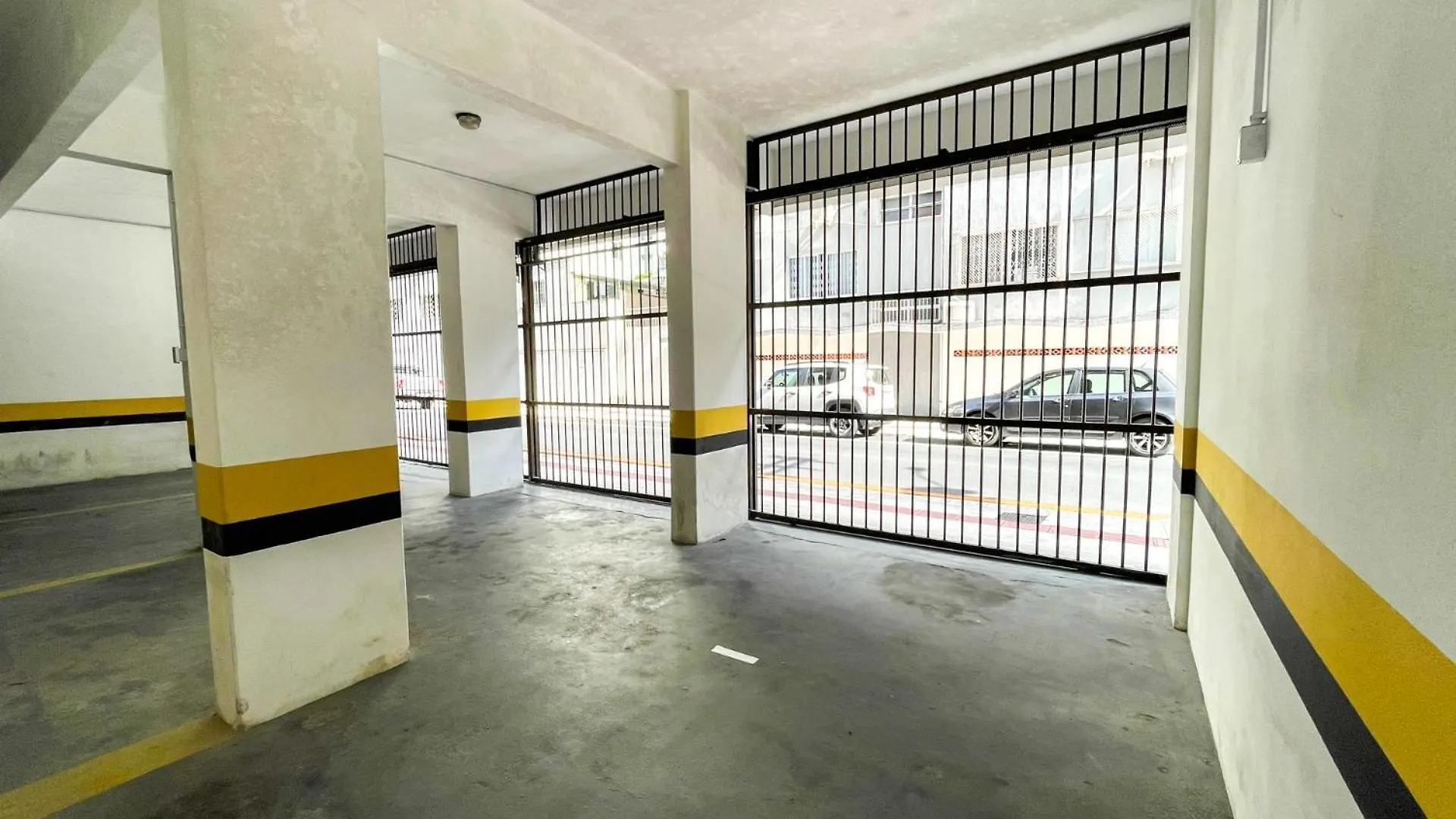 350 Metros Da Praia Central Na Avenida Brasil Proximo A Roda Gigante E Shopping Atlantico Balneario Camboriu